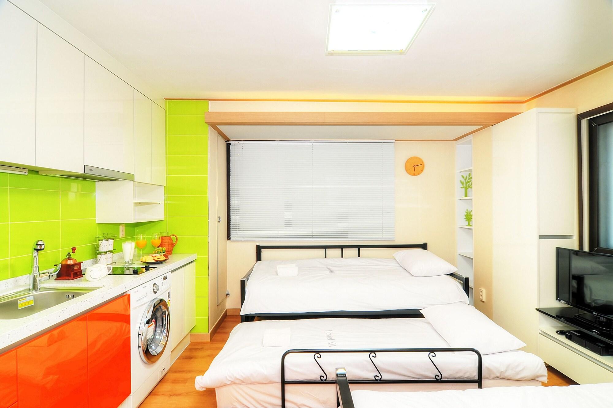 Hostel KW Sinsa Seoul Eksteriør billede